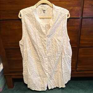 Terra & Sky White Sleeveless Blouse Relaxed Fit